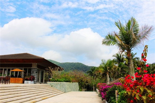 波古楼楼，波古波古建筑火锅店设计